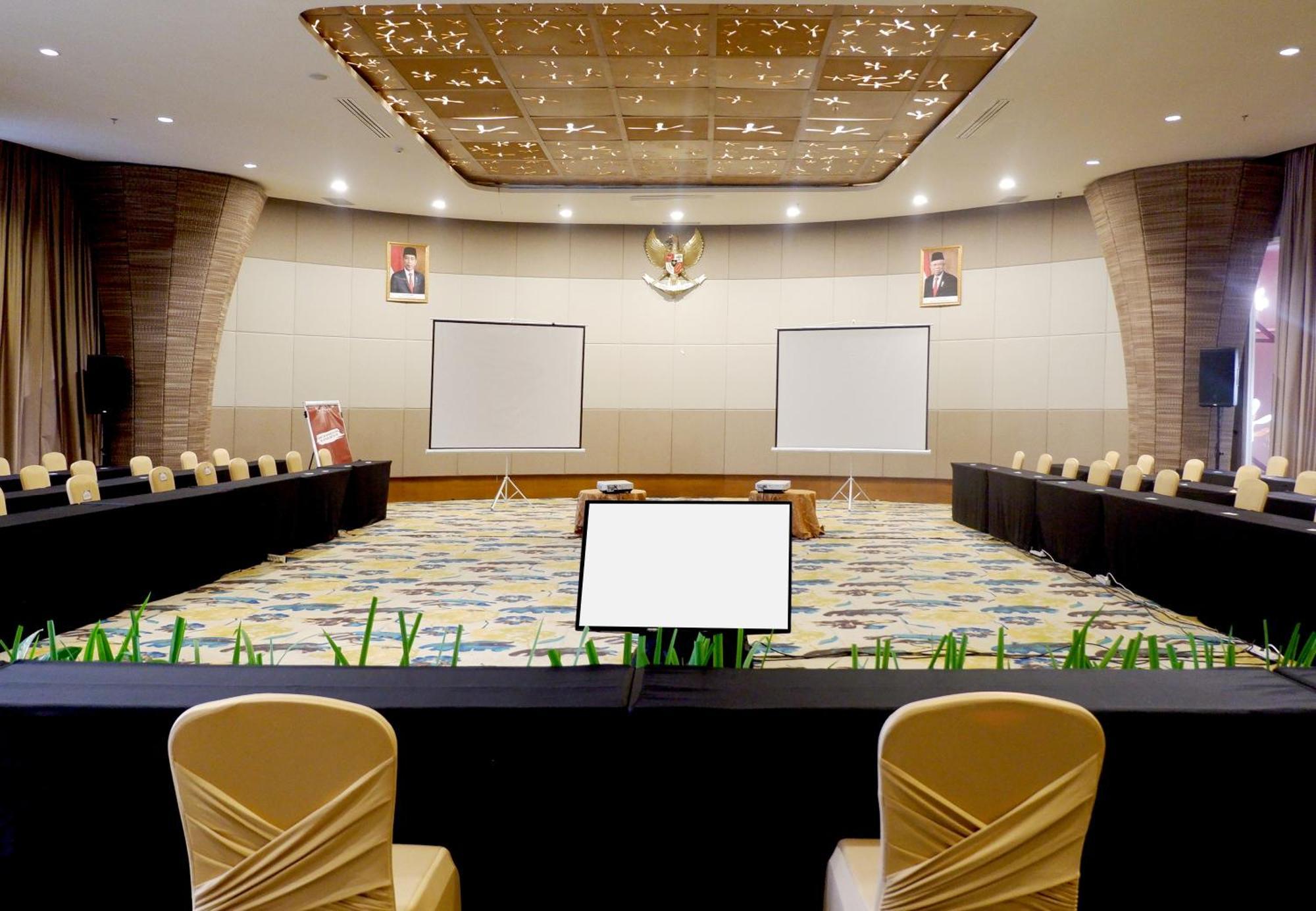 The Alana Hotel And Conference Sentul City By Aston Bogor Kültér fotó
